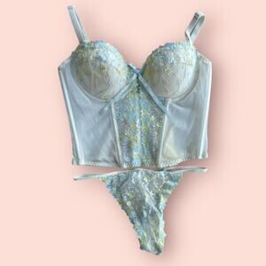 Vtg MESH EMBROIDERY LACE CORSET BUSTIER boning 34B Set Matching Thong Pastel